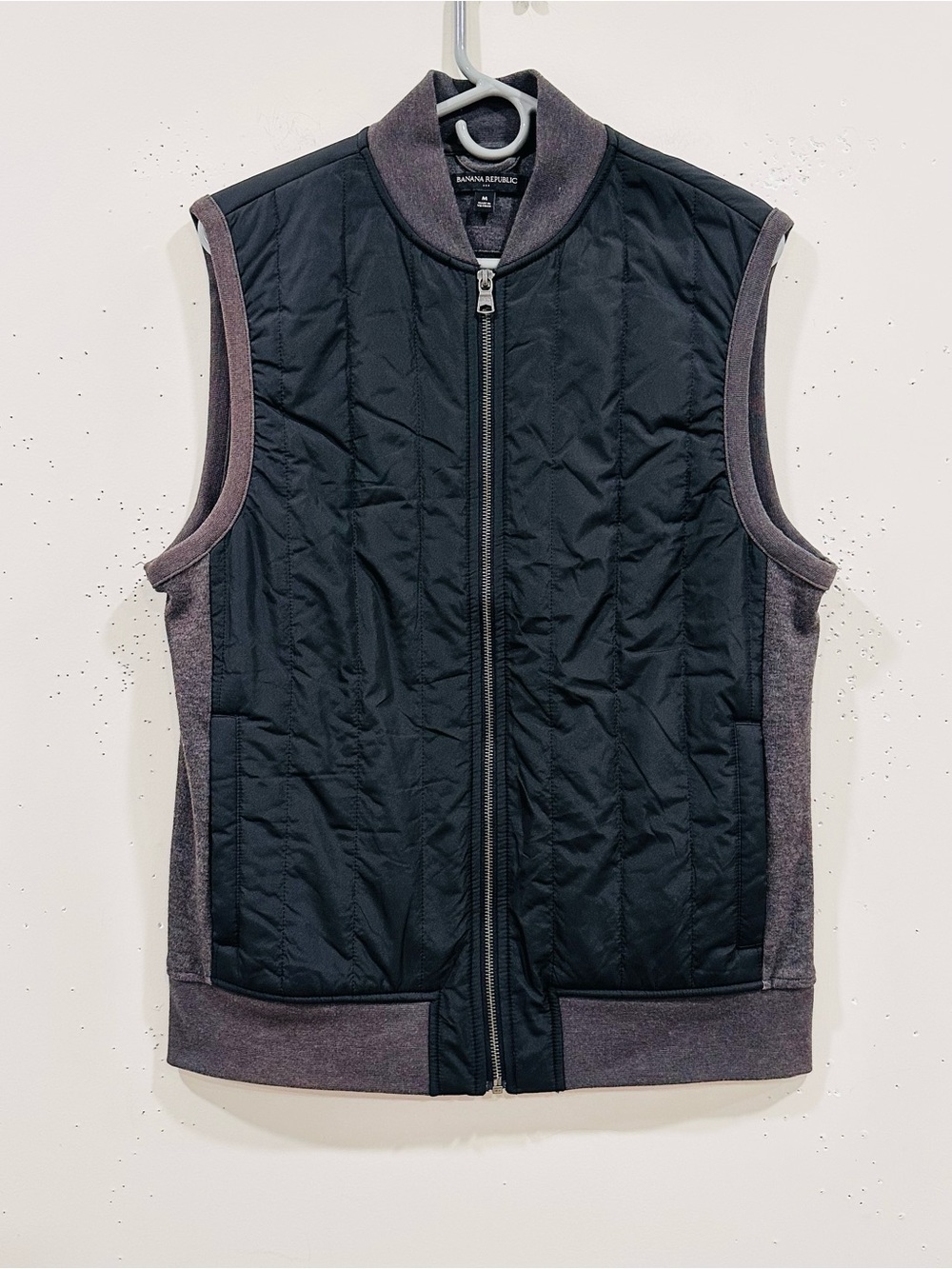 Banana Republic Men's Mixed Media Quilted Vest Sz M Charcoal Gray Brown Full Zip